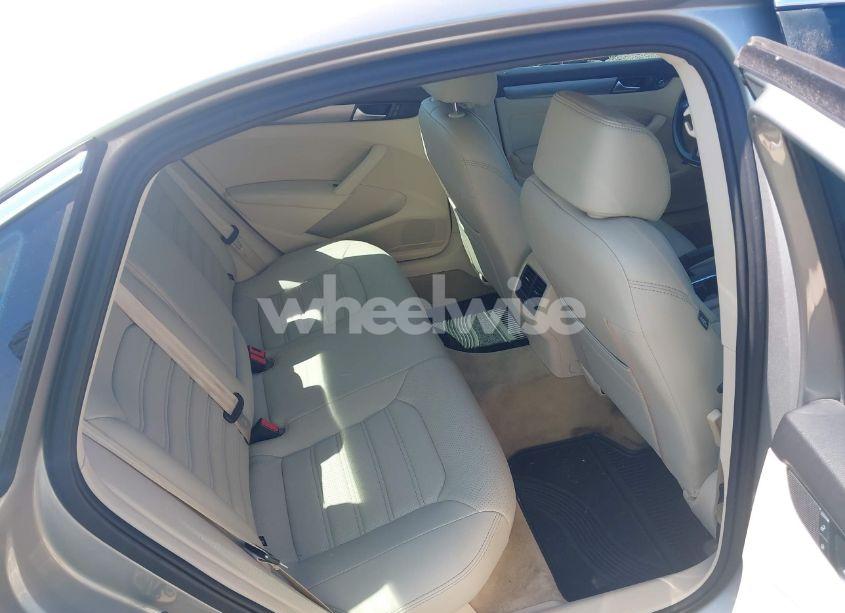 Photo 8 of 2014 Volkswagen Passat 2.0L TDI SE (VIN 1VWBN7A34EC099761)