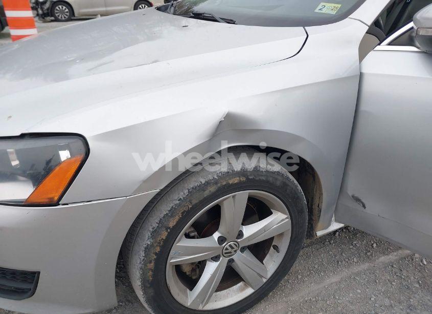 Photo 6 of 2012 Volkswagen Passat 2.0L TDI SE (VIN 1VWBN7A35CC039288)