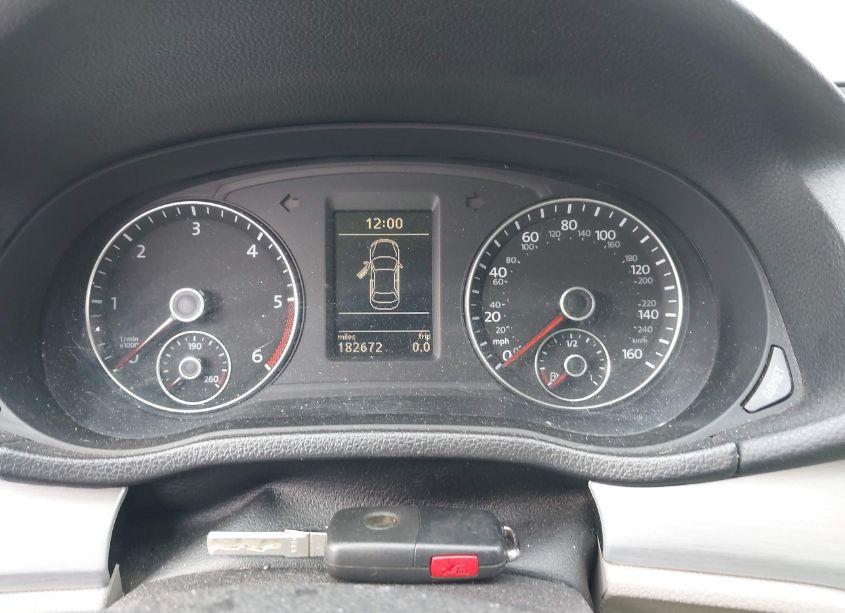 Photo 7 of 2012 Volkswagen Passat 2.0L TDI SE (VIN 1VWBN7A35CC106603)