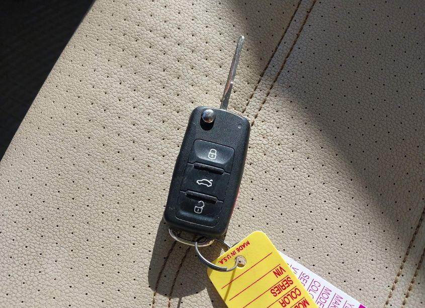 Photo 11 of 2013 Volkswagen Passat 2.0L TDI SE (VIN 1VWBN7A35DC054441)