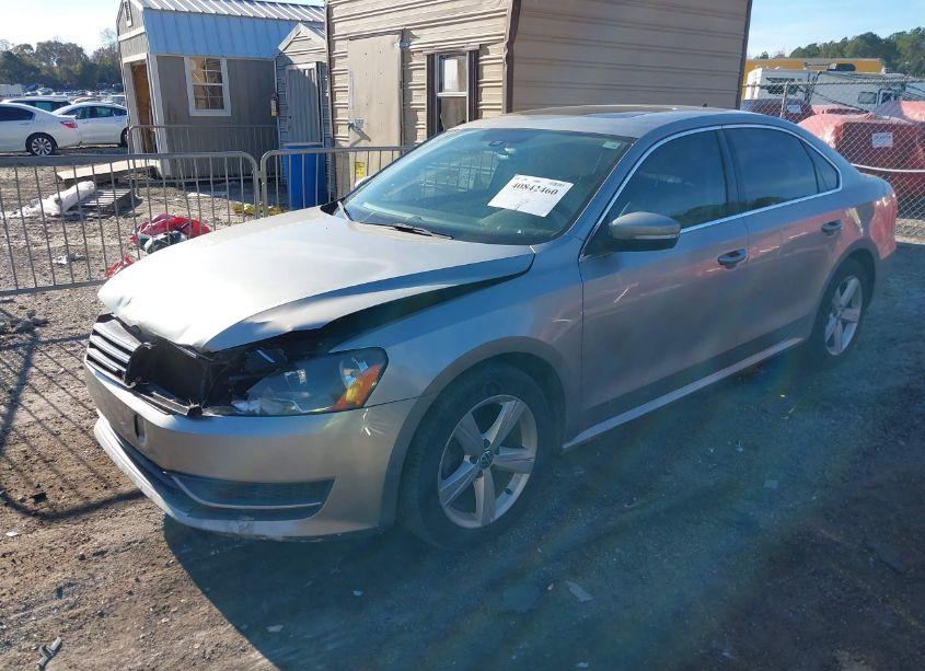 Photo 2 of 2013 Volkswagen Passat 2.0L TDI SE (VIN 1VWBN7A35DC054441)