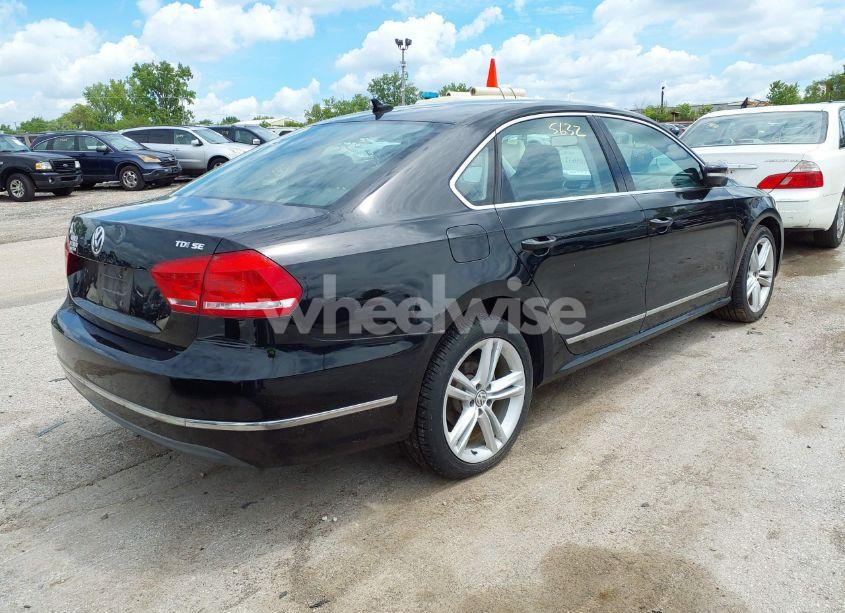 Photo 4 of 2013 Volkswagen Passat 2.0L TDI SE (VIN 1VWBN7A35DC104500)