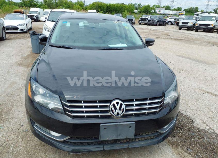 Photo 6 of 2013 Volkswagen Passat 2.0L TDI SE (VIN 1VWBN7A35DC104500)