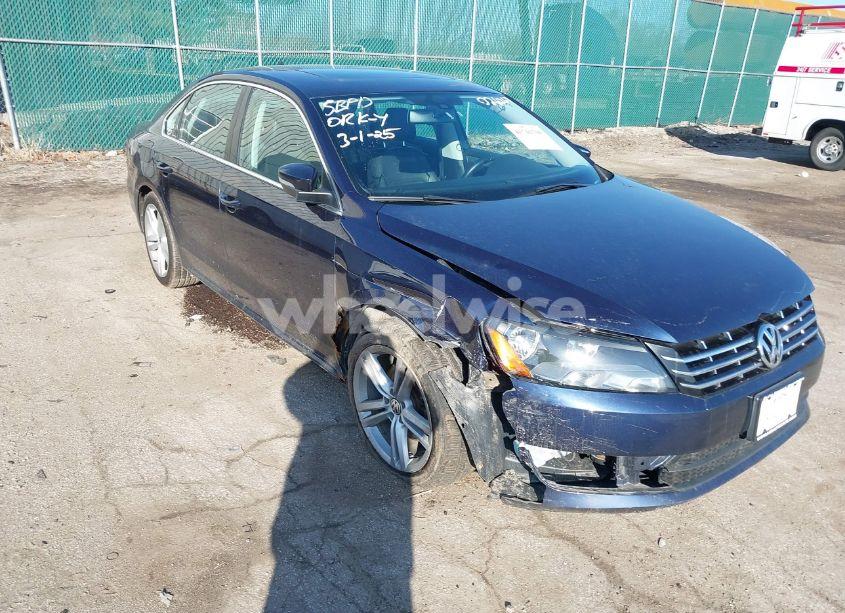 2014 Volkswagen Passat 2.0L TDI SE (VIN 1VWBN7A35EC026267) main photo