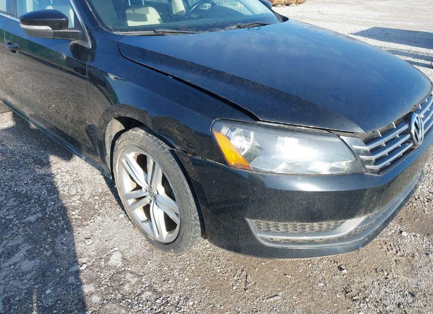 Photo 6 of 2014 Volkswagen Passat 2.0L TDI SE (VIN 1VWBN7A35EC057681)