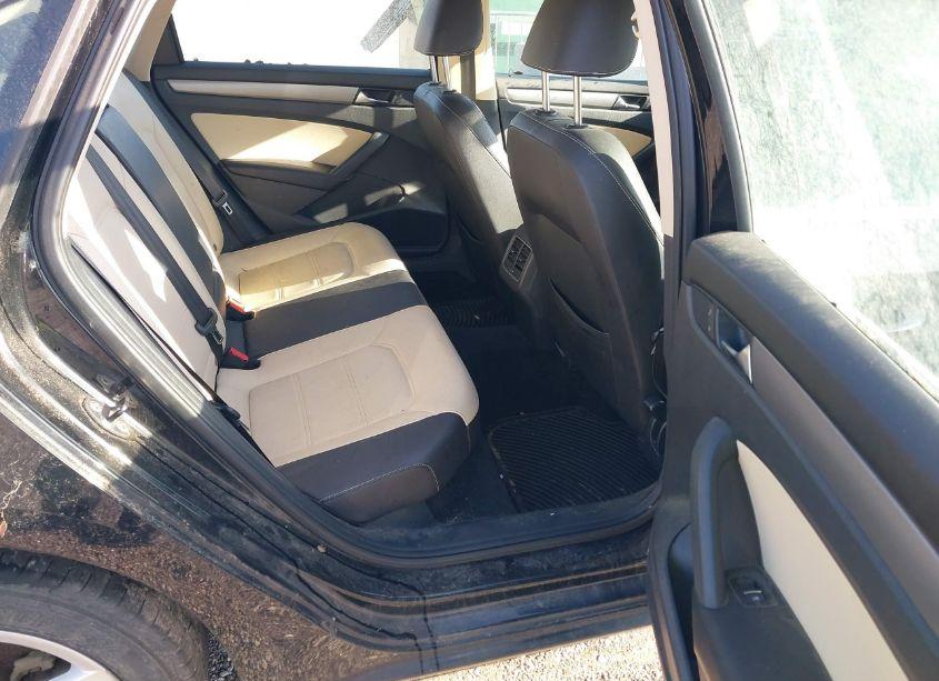Photo 8 of 2014 Volkswagen Passat 2.0L TDI SE (VIN 1VWBN7A35EC057681)