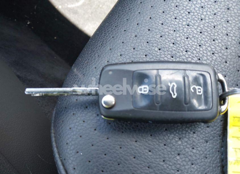 Photo 11 of 2014 Volkswagen Passat 2.0L TDI SE (VIN 1VWBN7A35EC090955)