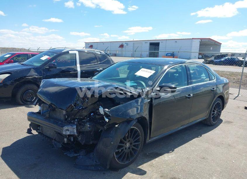 Photo 2 of 2014 Volkswagen Passat 2.0L TDI SE (VIN 1VWBN7A35EC090955)