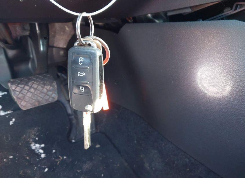 Photo 11 of 2014 Volkswagen Passat 2.0L TDI SE (VIN 1VWBN7A35EC108449)