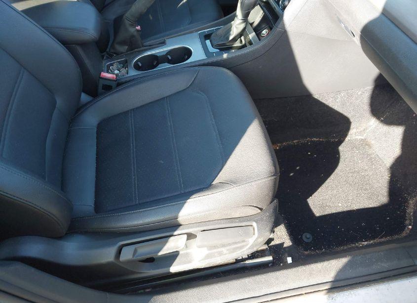 Photo 8 of 2014 Volkswagen Passat 2.0L TDI SE (VIN 1VWBN7A35EC108449)