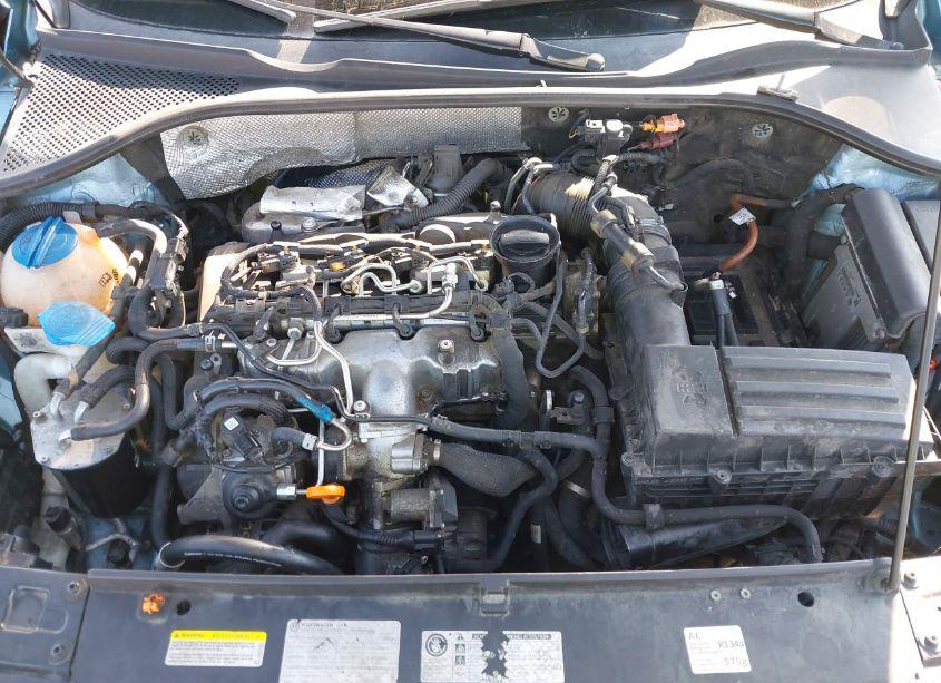 Photo 10 of 2013 Volkswagen Passat 2.0L TDI SE (VIN 1VWBN7A36DC007368)