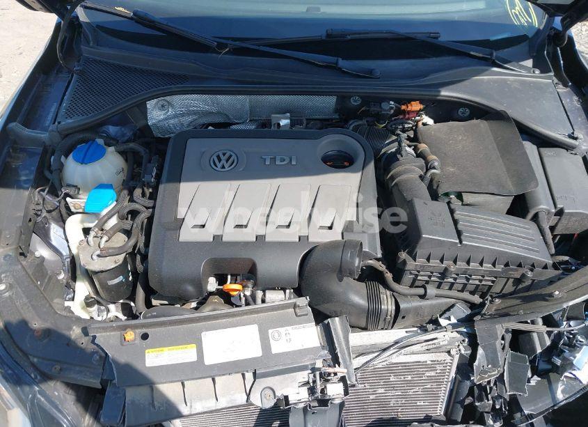 Photo 10 of 2013 Volkswagen Passat 2.0L TDI SE (VIN 1VWBN7A36DC047286)