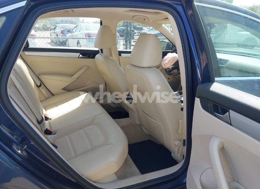 Photo 8 of 2013 Volkswagen Passat 2.0L TDI SE (VIN 1VWBN7A36DC047286)