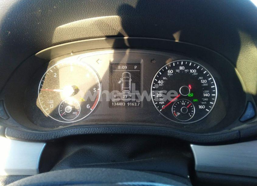 Photo 7 of 2013 Volkswagen Passat 2.0L TDI SE (VIN 1VWBN7A36DC100634)