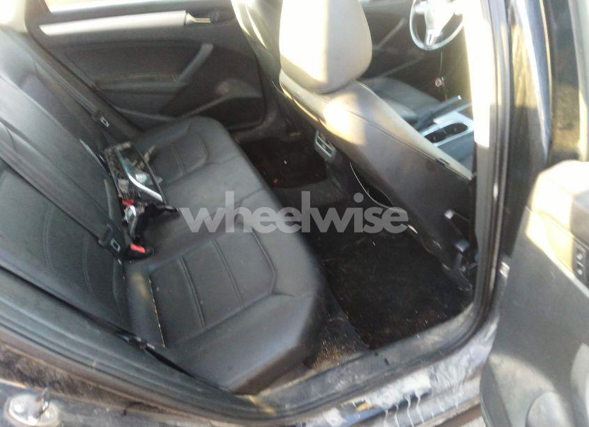 Photo 8 of 2013 Volkswagen Passat 2.0L TDI SE (VIN 1VWBN7A36DC100634)