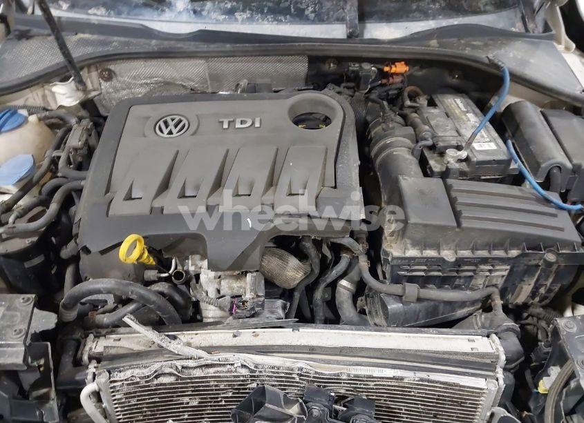 Photo 10 of 2014 Volkswagen Passat 2.0L TDI SE (VIN 1VWBN7A36EC021062)