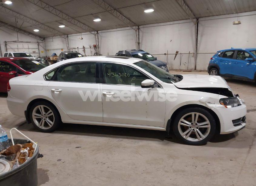Photo 13 of 2014 Volkswagen Passat 2.0L TDI SE (VIN 1VWBN7A36EC021062)