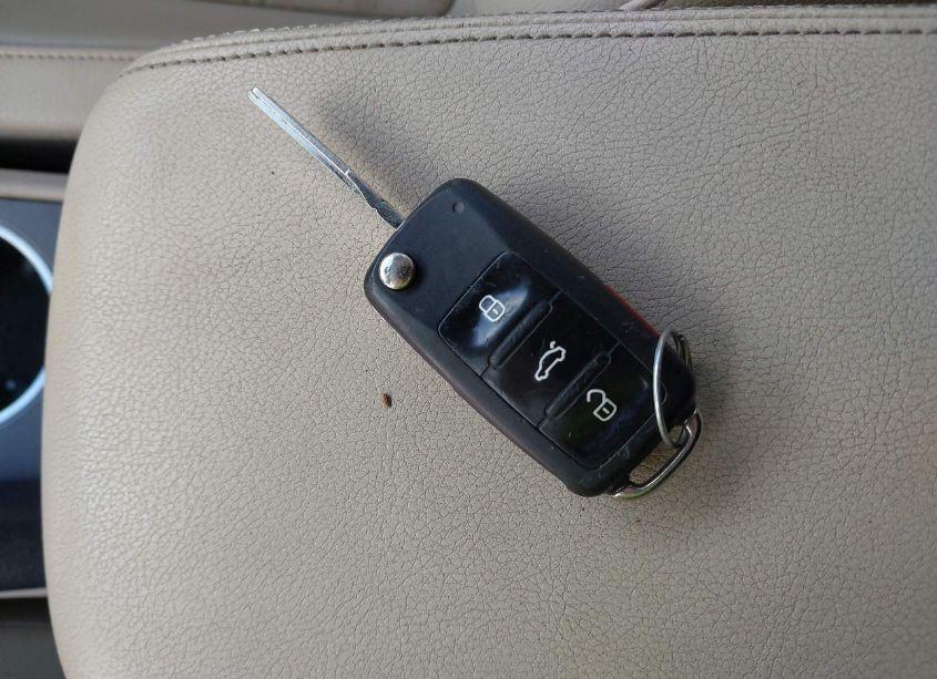 Photo 11 of 2014 Volkswagen Passat 2.0L TDI SE (VIN 1VWBN7A36EC101123)