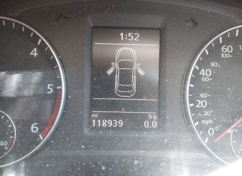 Photo 7 of 2013 Volkswagen Passat 2.0L TDI SE (VIN 1VWBN7A37DC117071)