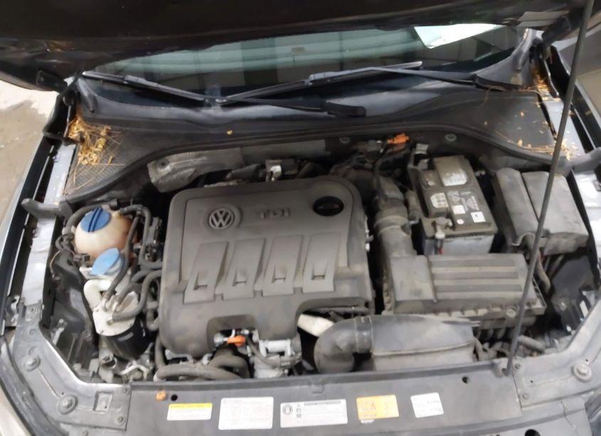 Photo 10 of 2013 Volkswagen Passat 2.0L TDI SE (VIN 1VWBN7A38DC081083)