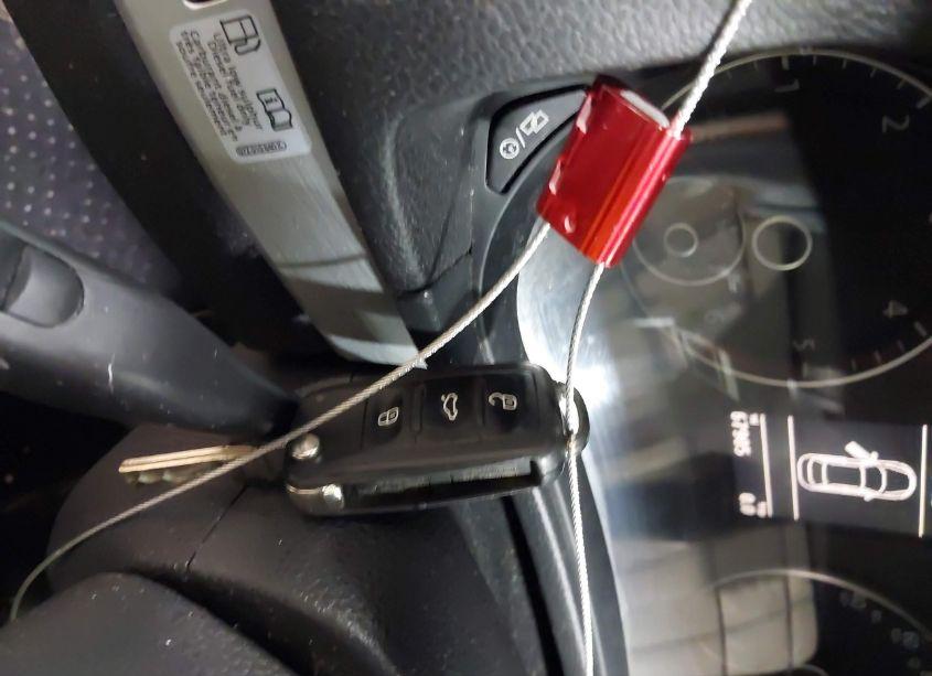 Photo 11 of 2013 Volkswagen Passat 2.0L TDI SE (VIN 1VWBN7A38DC081083)