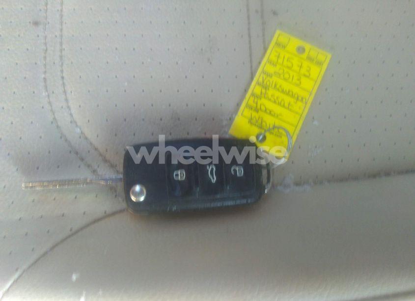 Photo 11 of 2013 Volkswagen Passat 2.0L TDI SE (VIN 1VWBN7A38DC123364)