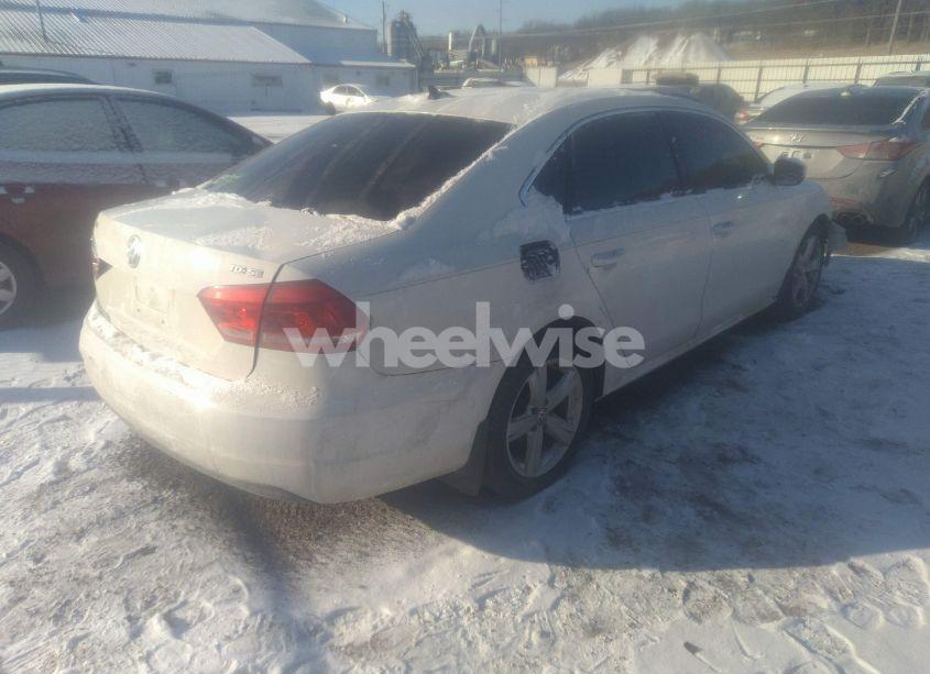 Photo 4 of 2013 Volkswagen Passat 2.0L TDI SE (VIN 1VWBN7A38DC123364)