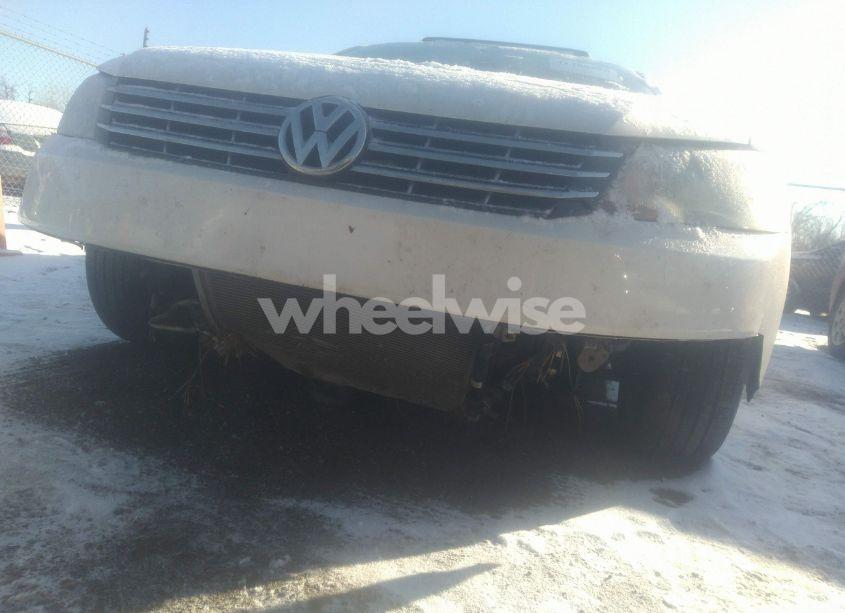 Photo 6 of 2013 Volkswagen Passat 2.0L TDI SE (VIN 1VWBN7A38DC123364)