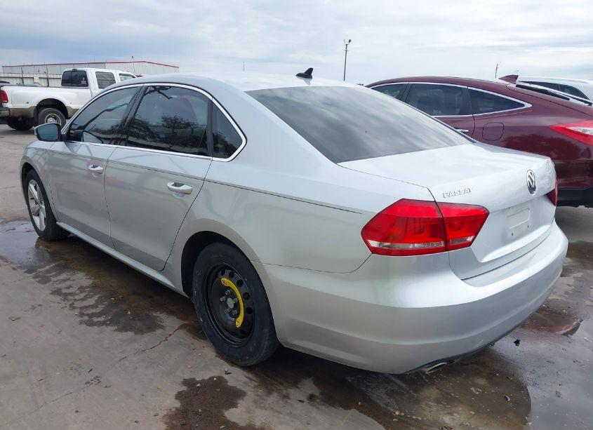 Photo 3 of 2013 Volkswagen Passat 2.0L TDI SE (VIN 1VWBN7A38DC150578)