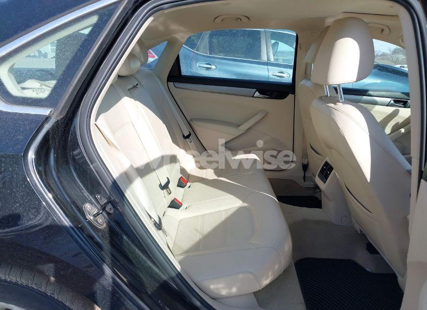 Photo 8 of 2014 Volkswagen Passat 2.0L TDI SE (VIN 1VWBN7A38EC066827)