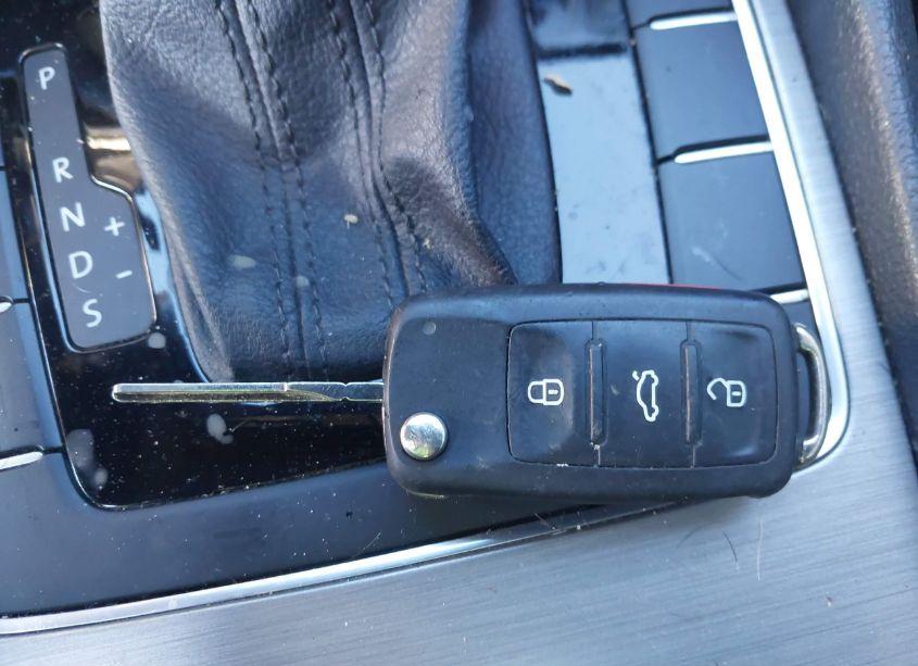 Photo 11 of 2014 Volkswagen Passat 2.0L TDI SE (VIN 1VWBN7A38EC086172)