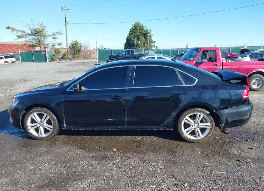 Photo 14 of 2014 Volkswagen Passat 2.0L TDI SE (VIN 1VWBN7A38EC086172)