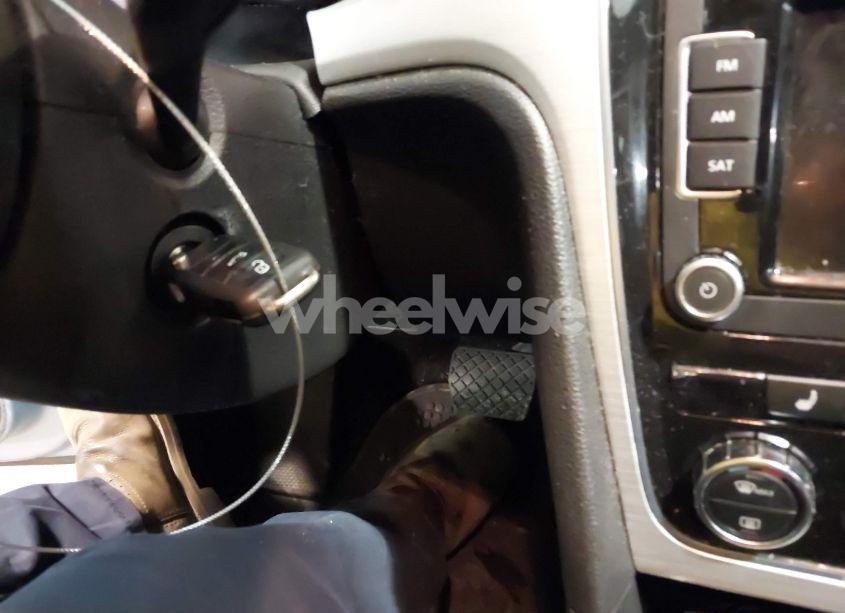 Photo 11 of 2012 Volkswagen Passat 2.0L TDI SE (VIN 1VWBN7A39CC102733)