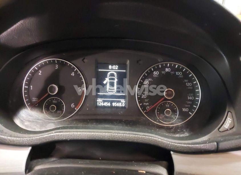 Photo 7 of 2012 Volkswagen Passat 2.0L TDI SE (VIN 1VWBN7A39CC102733)