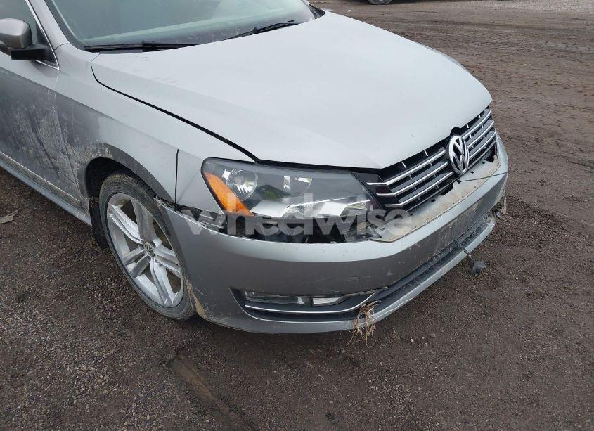 Photo 6 of 2013 Volkswagen Passat 2.0L TDI SE (VIN 1VWBN7A39DC055107)