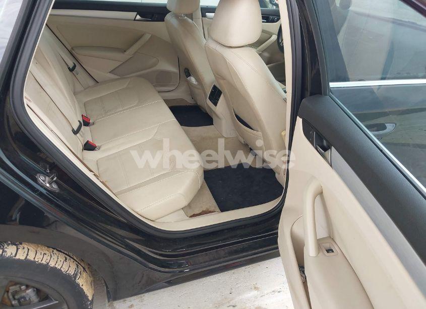 Photo 8 of 2013 Volkswagen Passat 2.0L TDI SE (VIN 1VWBN7A39DC077446)