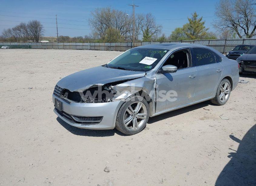 Photo 2 of 2013 Volkswagen Passat 2.0L TDI SE (VIN 1VWBN7A39DC078905)