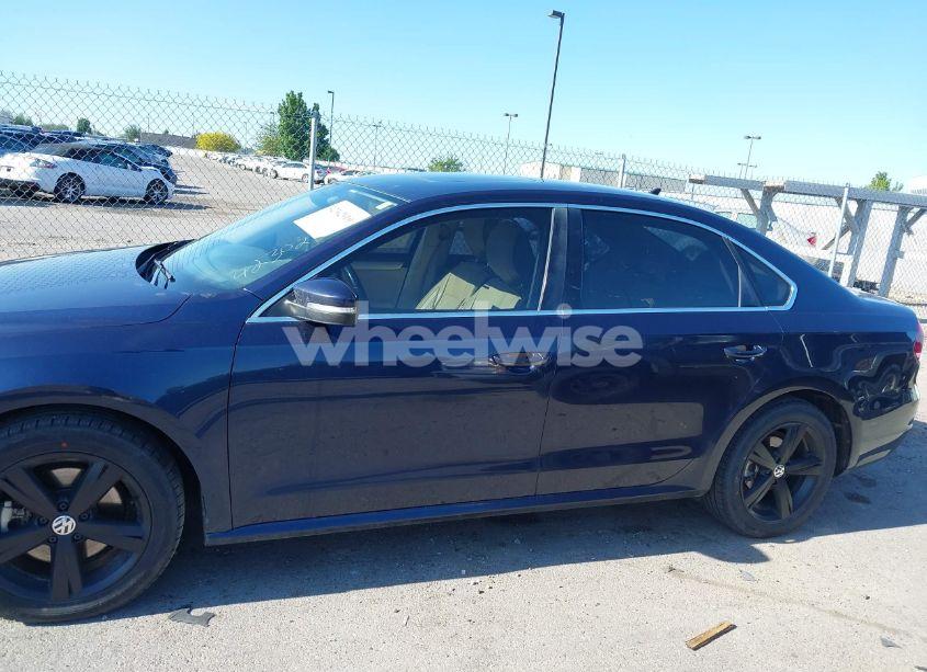 Photo 6 of 2013 Volkswagen Passat 2.0L TDI SE (VIN 1VWBN7A39DC129965)