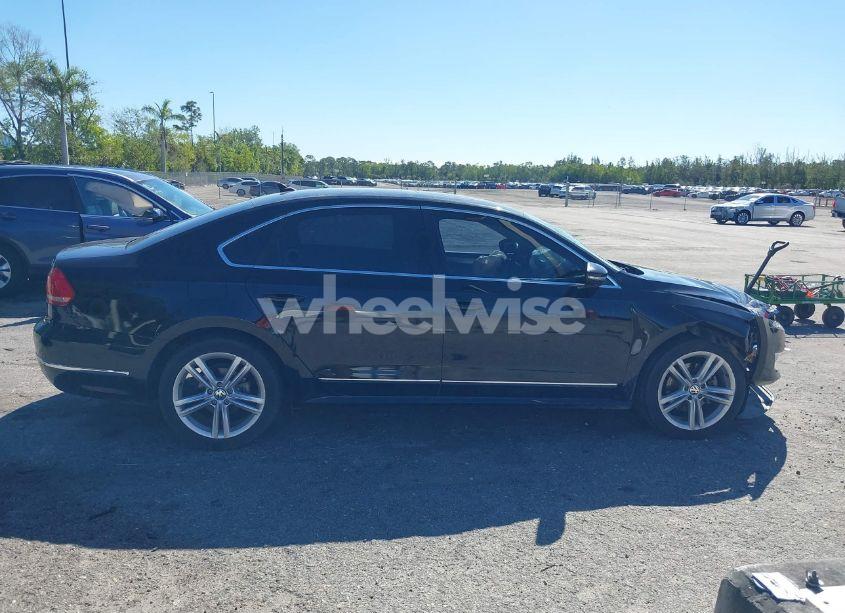 Photo 13 of 2012 Volkswagen Passat 2.0L TDI SE (VIN 1VWBN7A3XCC086400)