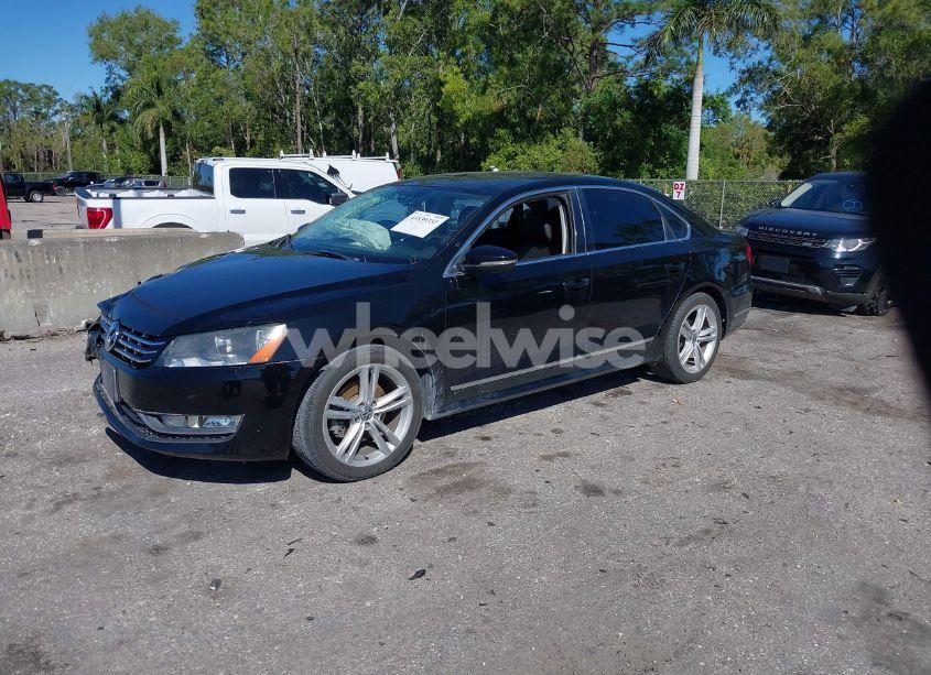 Photo 2 of 2012 Volkswagen Passat 2.0L TDI SE (VIN 1VWBN7A3XCC086400)