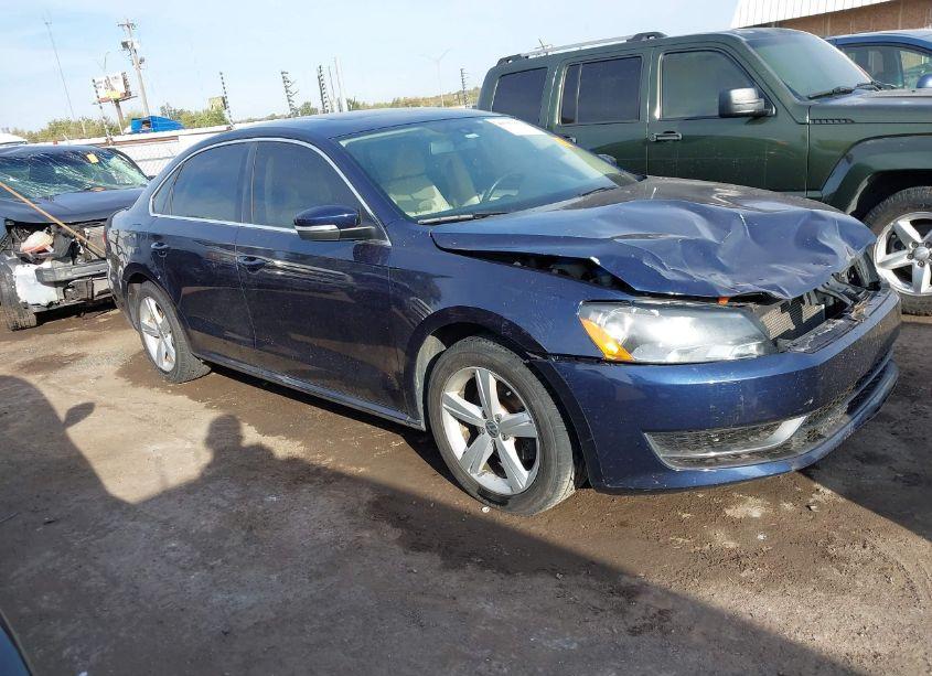 2013 Volkswagen Passat 2.0L TDI SE (VIN 1VWBN7A3XDC053057) main photo