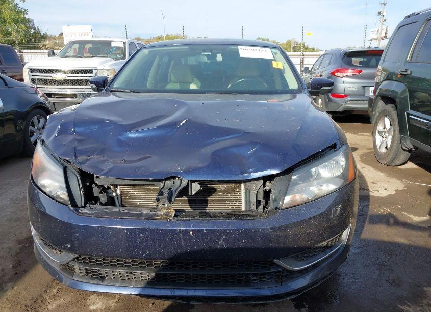 Photo 12 of 2013 Volkswagen Passat 2.0L TDI SE (VIN 1VWBN7A3XDC053057)