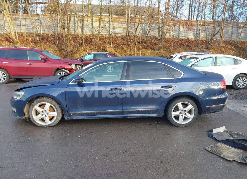 Photo 15 of 2013 Volkswagen Passat 2.0L TDI SE (VIN 1VWBN7A3XDC083546)