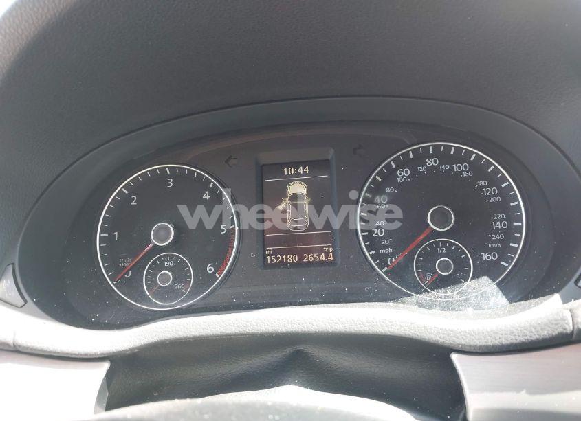 Photo 7 of 2014 Volkswagen Passat 2.0L TDI SE (VIN 1VWBN7A3XEC001459)