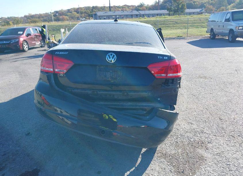 Photo 17 of 2014 Volkswagen Passat 2.0L TDI SE (VIN 1VWBN7A3XEC058874)