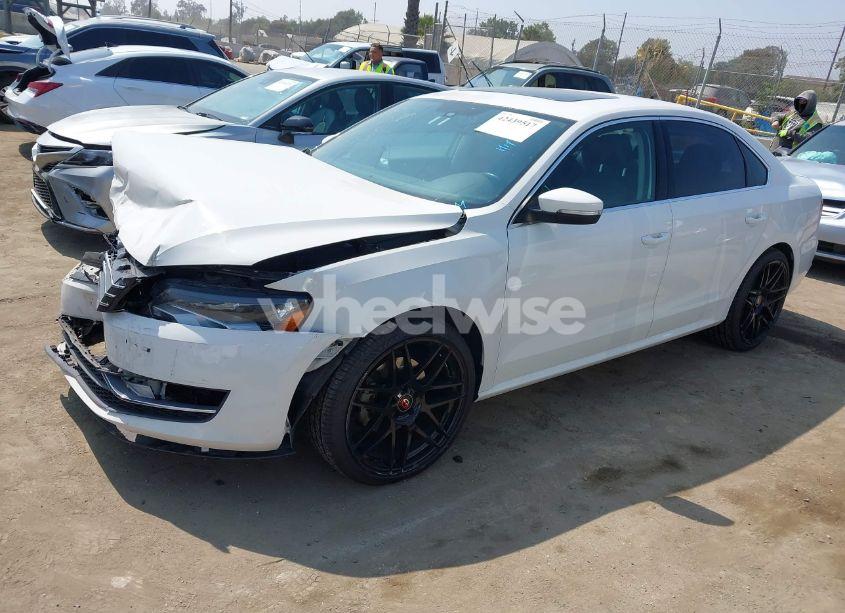 Photo 2 of 2014 Volkswagen Passat 2.0L TDI SE (VIN 1VWBN7A3XEC068708)