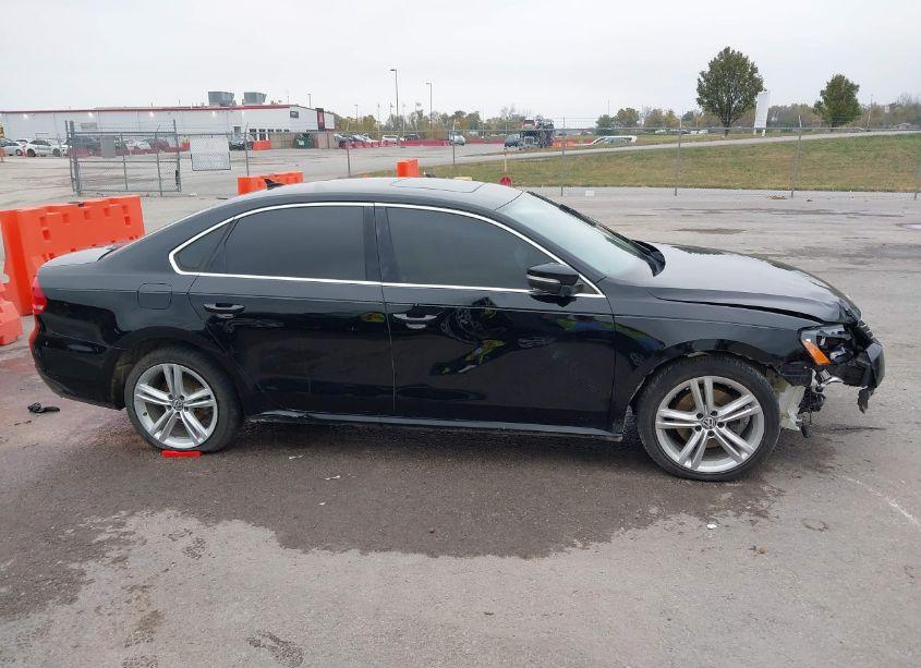 Photo 13 of 2014 Volkswagen Passat 2.0L TDI SE (VIN 1VWBN7A3XEC086819)