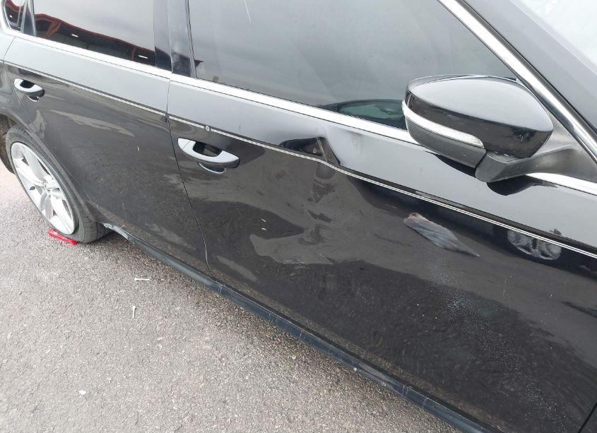 Photo 18 of 2014 Volkswagen Passat 2.0L TDI SE (VIN 1VWBN7A3XEC086819)