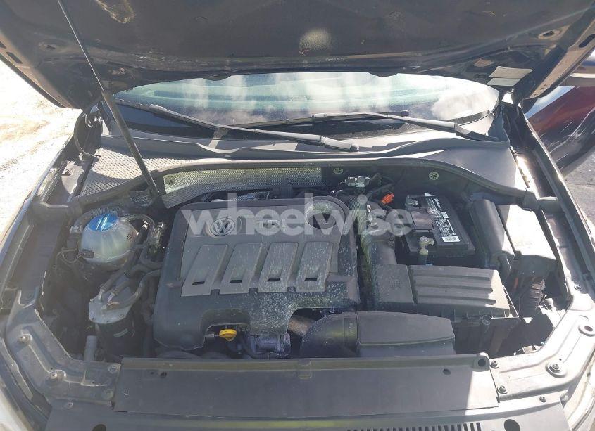 Photo 10 of 2014 Volkswagen Passat 2.0L TDI SE (VIN 1VWBN7A3XEC114991)