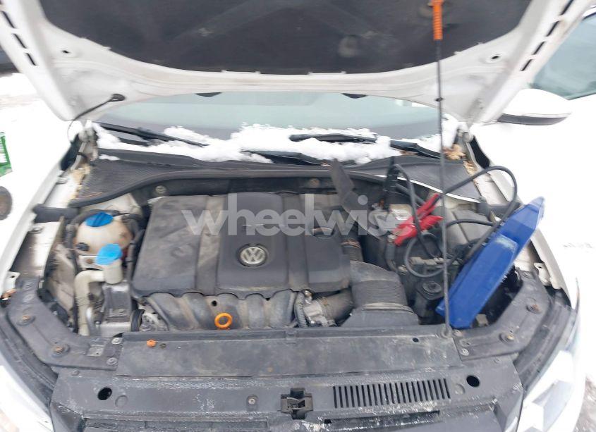 Photo 10 of 2012 Volkswagen Passat 2.5L SE (VIN 1VWBP7A30CC009691)